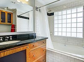 Cute-As-A-Button Shepherd Forest Home For Lease with Easy Acces in Houston, TX (Photo 8 of 11)