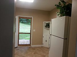 The Wrap-A-Round Home in Beckley, WV (Photo 4 of 11)