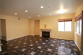 Beautiful Two Story 4bedroom, 3bath Home with Extra Bonus Room in Fontana, CA (Photo 4 of 8)