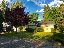 This Three Bedroom, One Bath Home Has It All in University Place, WA