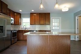 Completely Remodeled Home in Brookhaven Available For Immediate in Louisville, KY (Photo 5 of 10)