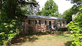 3 Bedroom/1 Bath Brick House with Fenced   Yard and Hardwood Fl in Charlotte, NC