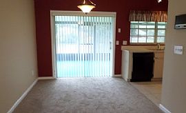 Beautiful Home on Pond with Gorgeous Views with Large Screened  in Brandon, FL (Photo 5 of 8)