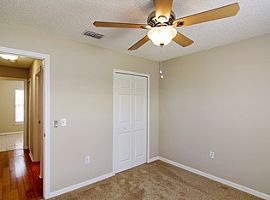 Amazing 3bedrooms and 2 Baths in a Very Peaceful Environment  in Jacksonville, FL (Photo 5 of 10)