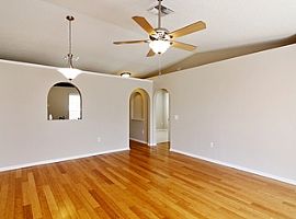 Amazing 3bedrooms and 2 Baths in a Very Peaceful Environment  in Jacksonville, FL (Photo 9 of 10)