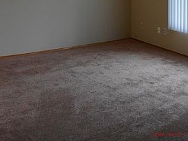  Freshly Remodeled Home 3 Bedrooms and 1 Bath Peaceful in Gresham, OR (Photo 6 of 9)