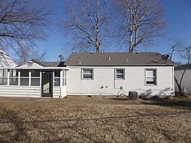 Large 2 Bedroom , 1 Bath Home with 2 Extra Living Areas. in Tulsa, OK