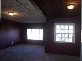 Large 2 Bedroom , 1 Bath Home with 2 Extra Living Areas. in Tulsa, OK (Photo 6 of 10)