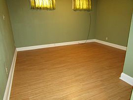 Home Details For 425 W 1st Ave in Cheyenne, WY (Photo 6 of 12)