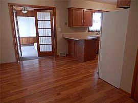 Nice Brick Ranch with 3 Bedrooms, 1 - 1/2 Baths in Joliet, IL (Photo 3 of 9)