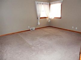 Nice Brick Ranch with 3 Bedrooms, 1 - 1/2 Baths in Joliet, IL (Photo 7 of 9)