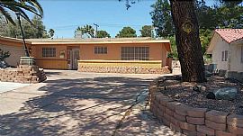 4 Bedrooms and 2.0 Bathrooms.Schools Are Wasden Howard in Las Vegas, NV