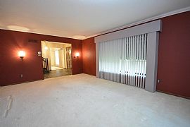 Home Details For 7977 S 100th St in Franklin, WI (Photo 2 of 12)