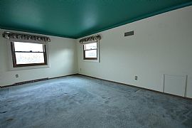 Home Details For 7977 S 100th St in Franklin, WI (Photo 8 of 12)