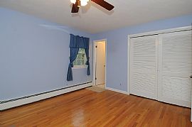 Ranch with Full Walk Out Finished Basement in New Haven, CT (Photo 6 of 6)
