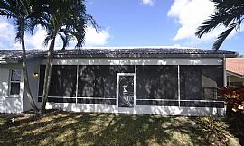 3 Bedrooms, 2.5 Baths, 2 Car Garage in Coral Springs, FL (Photo 2 of 6)