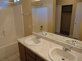 Beautiful 4 Bed 2 Bath Home Has 1,515 Square Feet of Living Spa in Tucson, AZ (Photo 5 of 7)