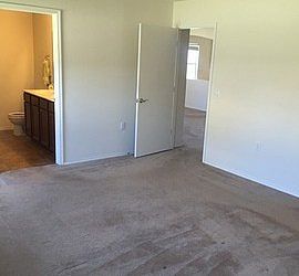 Beautiful 3 Bedroom, 2 Bath 1 Story Home in Great Location! in Austin, TX (Photo 5 of 5)