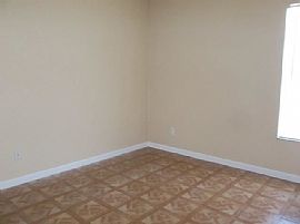 Beautiful Rental Home - Immediate Move In in Port Charlotte, FL (Photo 10 of 10)