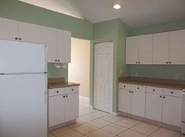 Beautiful Rental Home - Immediate Move In in Port Charlotte, FL (Photo 9 of 10)