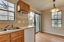 Upgraded Apartment in Georgetown, TX (Photo 9 of 10)