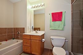 ! Bedroom 1 Bath Apartment For Rent  in Chicago, IL (Photo 5 of 5)