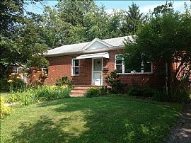 3 Bedroom House in Tj School District, Easy Wal. in Frederick, MD