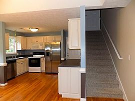 This 2100 Square Foot Single Family Home Has 4 Bedrooms and 2.0 in Travelers Rest, SC (Photo 3 of 4)