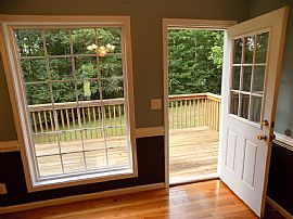 This 2100 Square Foot Single Family Home Has 4 Bedrooms and 2.0 in Travelers Rest, SC (Photo 4 of 4)