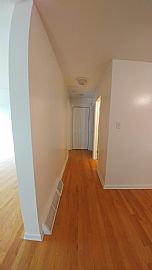 25 Hillview St in Bridgeport, CT (Photo 4 of 10)