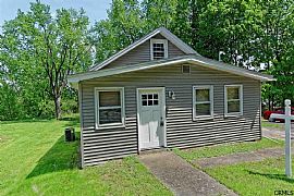  Totally Remodeled House in North Colonie. in Watervliet, NY