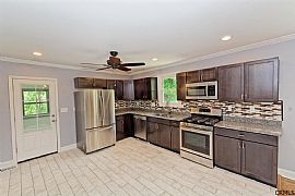  Totally Remodeled House in North Colonie. in Watervliet, NY (Photo 8 of 12)