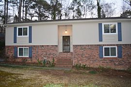  Beautiful Property in Vestavia Hills, 3bedroom 2 1/2 Baths in Mountain Brook, AL (Photo 2 of 4)