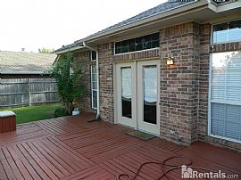 4 Bedroom 2 Bath in Edmond School District Available in Edmond, OK (Photo 9 of 9)