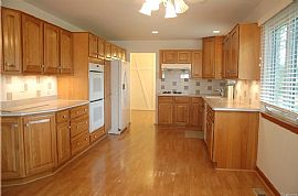 3 Beds 1.5 Baths 1,774 Sqft in Troy, MI (Photo 4 of 4)