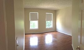 Lovely 2500 Sq.Ft Home in Crofton, MD (Photo 2 of 9)