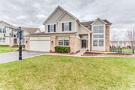 5 Bed, 4.0 Bath, 2992 Sqft, $1,200 in Aurora, IL