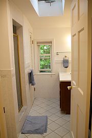  Home Details For 44 Wilbur Ave in Arlington, MA (Photo 10 of 12)