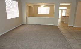 Wonderful 3 Bed and 2.5 Bath Home Has 2,387 Square Feet of Livi in Las Vegas, NV (Photo 3 of 10)