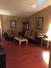 3 Bed, 2.0 Bath, 1809 Sqft, $1,100 in Boynton Beach, FL (Photo 3 of 12)