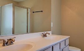 Spacious 3 Bed 2 Bath This Nice Home Is Located Near Major Free in Phoenix, AZ (Photo 8 of 12)