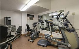 Fantastically Furnished 1bd/1.5ba ! in Honolulu, HI (Photo 12 of 12)