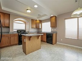 10762 Sheridan Dawn Ct, Henderson, Nv 89052 in Henderson, NV (Photo 5 of 11)