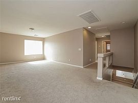 10762 Sheridan Dawn Ct, Henderson, Nv 89052 in Henderson, NV (Photo 6 of 11)