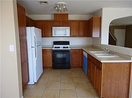 3671 Durant River Dr, Las Vegas, Nv 89122 in Las Vegas, NV (Photo 6 of 12)