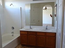 3671 Durant River Dr, Las Vegas, Nv 89122 in Las Vegas, NV (Photo 9 of 12)