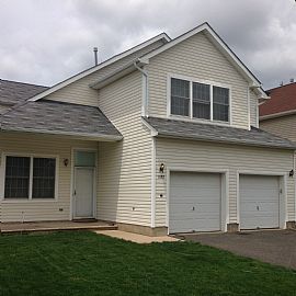 Beautiful 4 Bedroom Young Colonial House  in North Brunswick, NJ