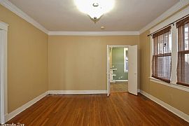  Charming Cottage Move-In Ready. Warm and Cozy in Little Rock, AR (Photo 7 of 11)