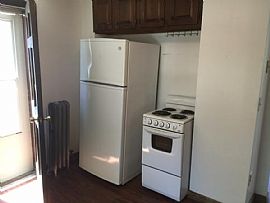  2 Beds 1.5 Bath 744 Sqft  in Concord, NH (Photo 2 of 7)