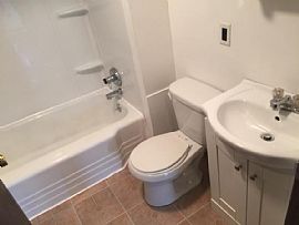  2 Beds 1.5 Bath 744 Sqft  in Concord, NH (Photo 3 of 7)